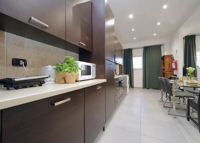Monte Del Gallo For Groups Apartment Rom