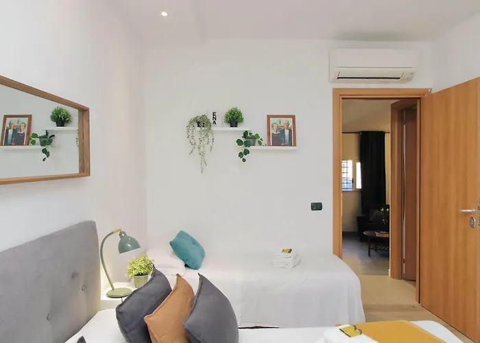 Monte Del Gallo For Groups Apartment